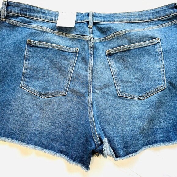 NWT LAUREN CONRAD Women High Rise Stretch Fringe Denim Cut Off Shorts Plus 24W - Picture 6 of 8